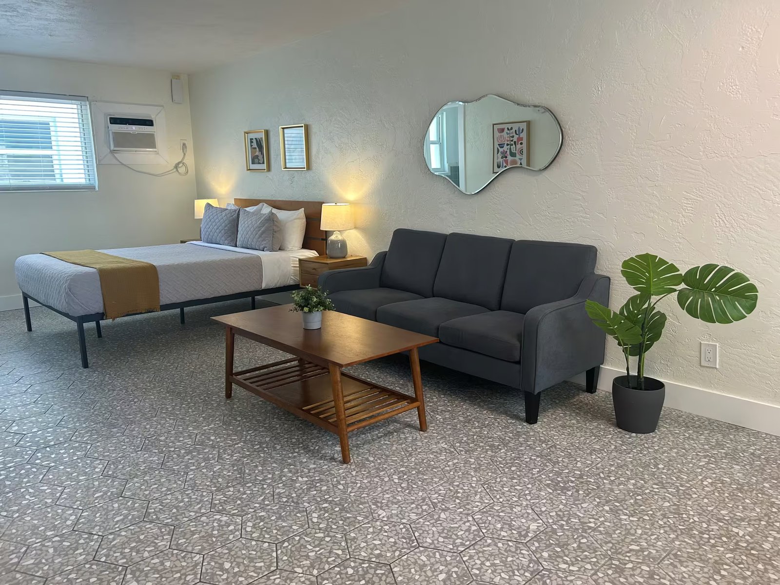 Single Condo Unit 5