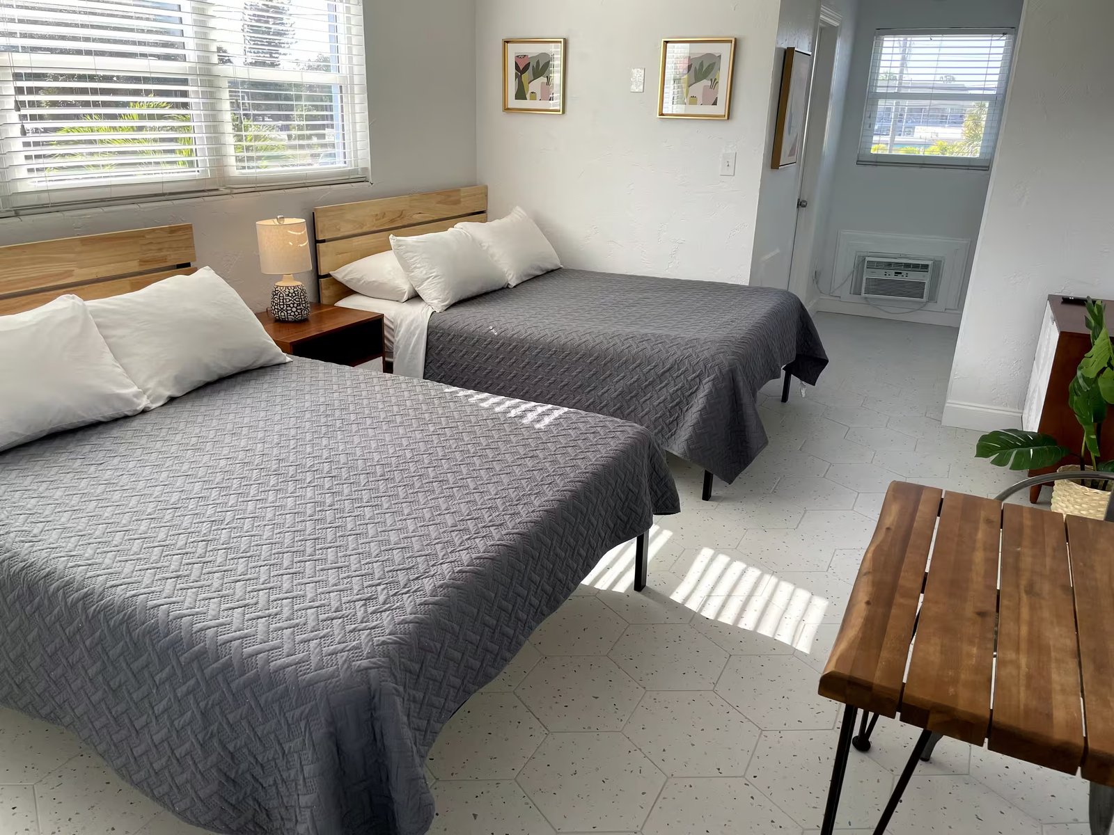 Single Condo Unit 8