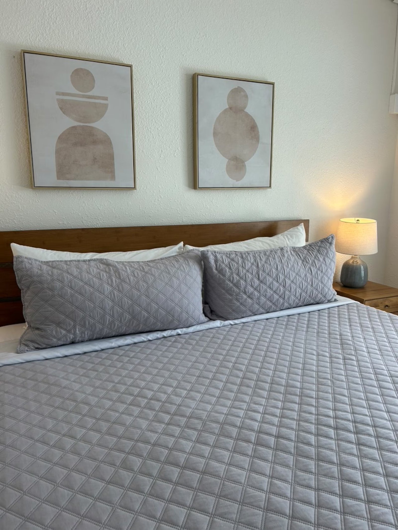 Single Condo Unit 21
